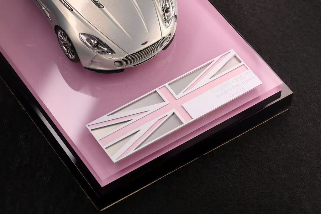 [Pre-order] FIGART MODEL 1:43 Q by Aston Martin Bespoke One-77 Ashen Blonde Special Edition