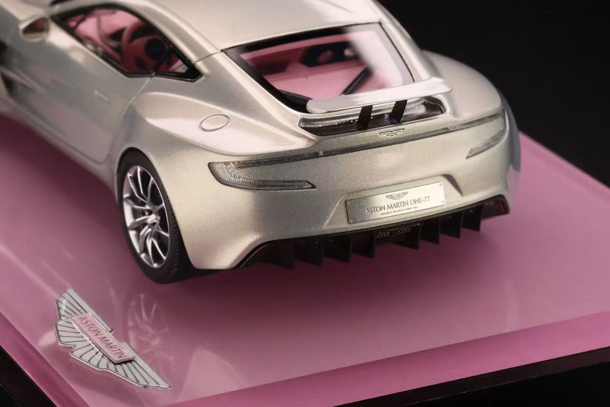 [Pre-order] FIGART MODEL 1:43 Q by Aston Martin Bespoke One-77 Ashen Blonde Special Edition