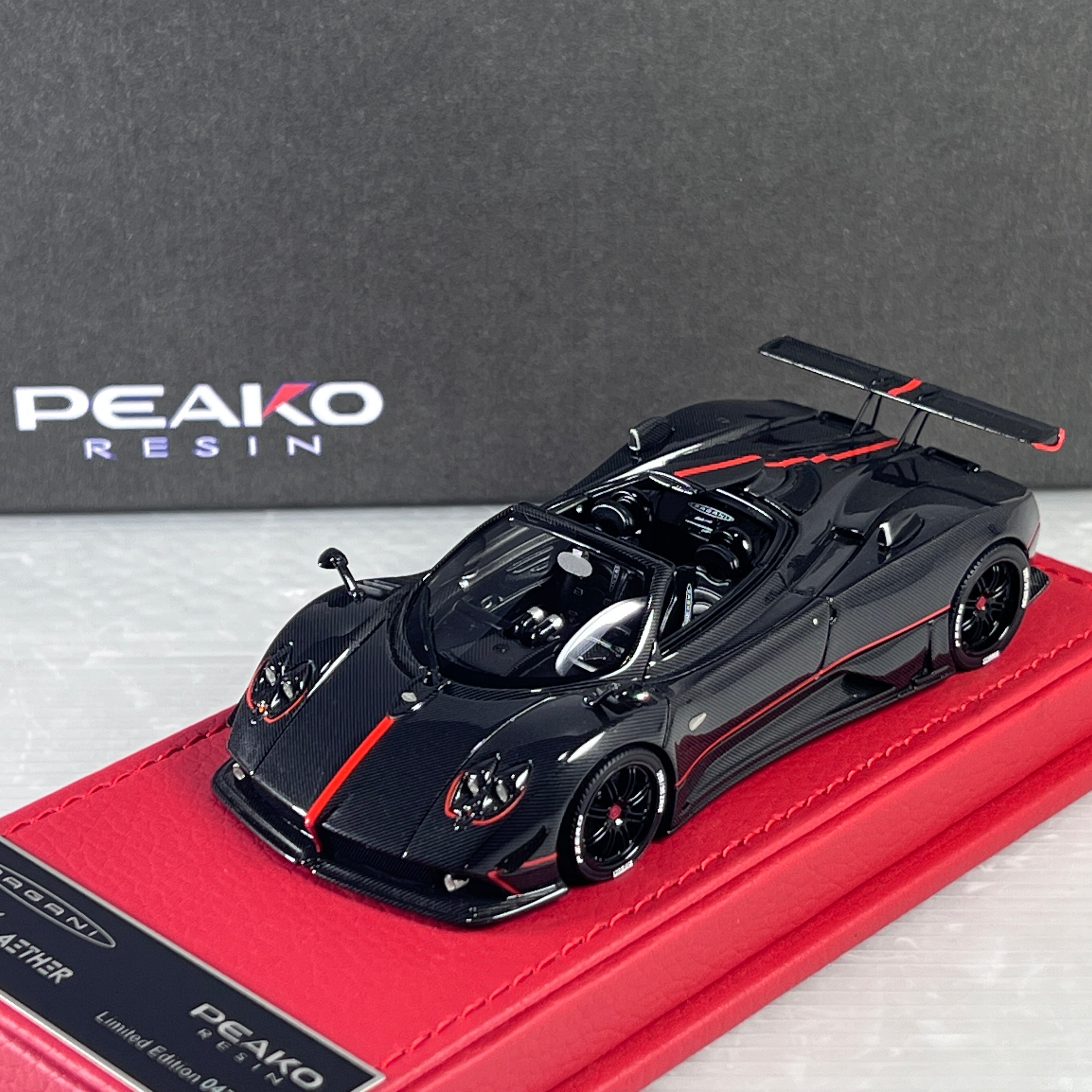 PEAKO 1:43 Pagani Zonda 760 Roadster Aether Full Carbon / UNICA Blue Carbon