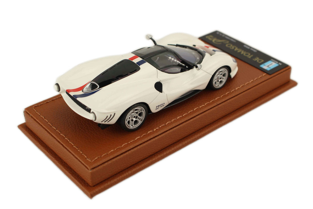 PEAKO 1:43 De Tomaso P72 2020