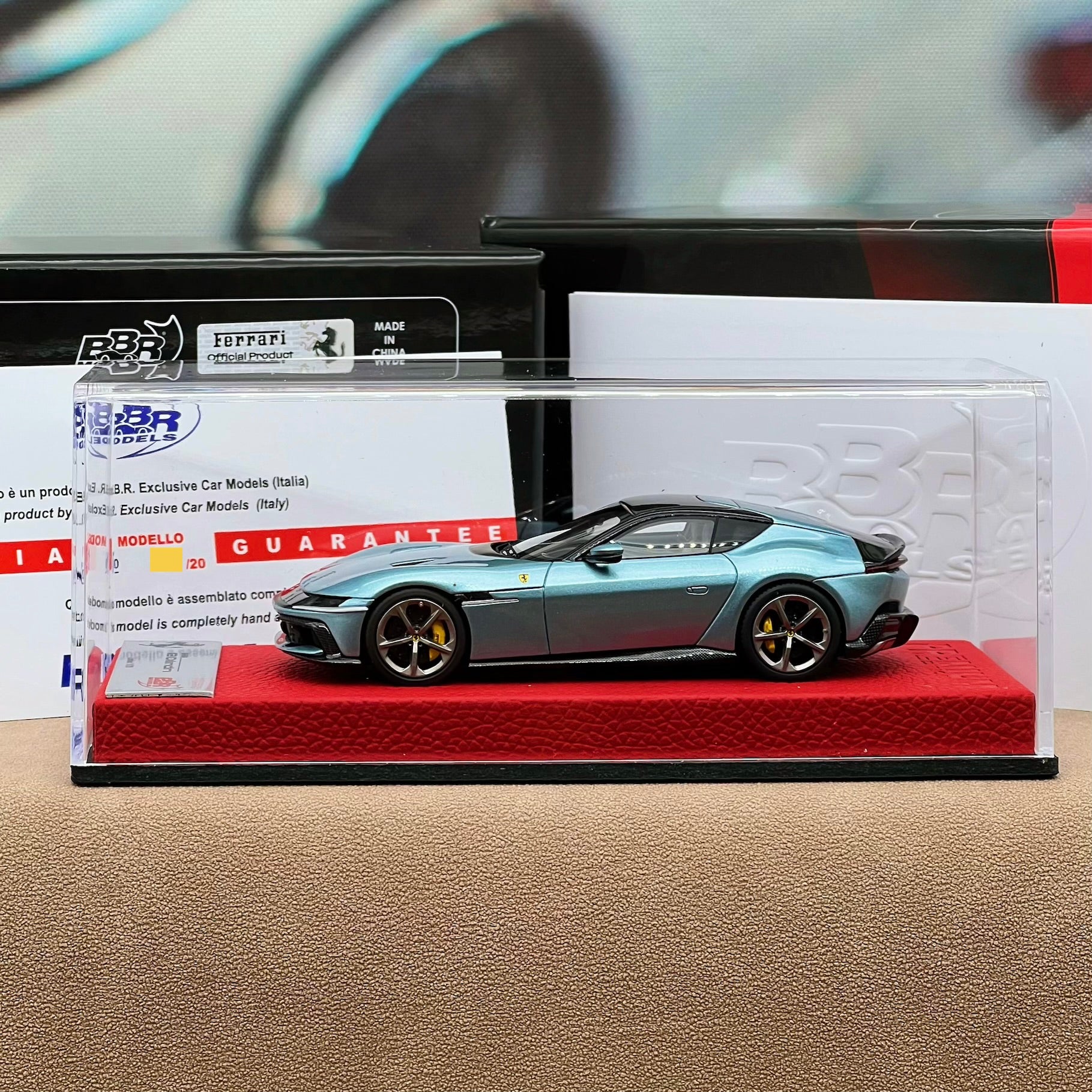 BBR 1:43 Ferrari 12Cilindri Coupe Celeste Trevi PREMIUM EDITION - BBRC299EPRE