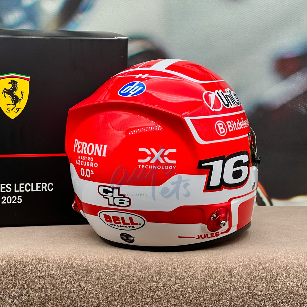 MINI HELMET Season 2025 - Lewis Hamilton 1/2 By BELL - LH2025