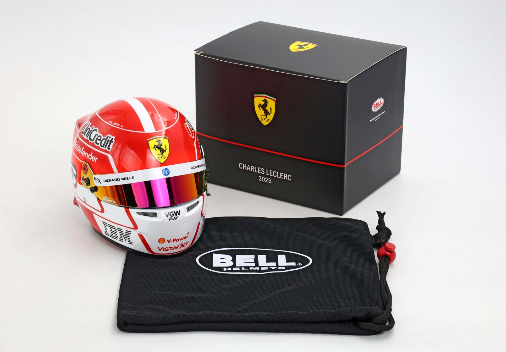 MINI HELMET Season 2025 - Lewis Hamilton 1/2 By BELL - LH2025