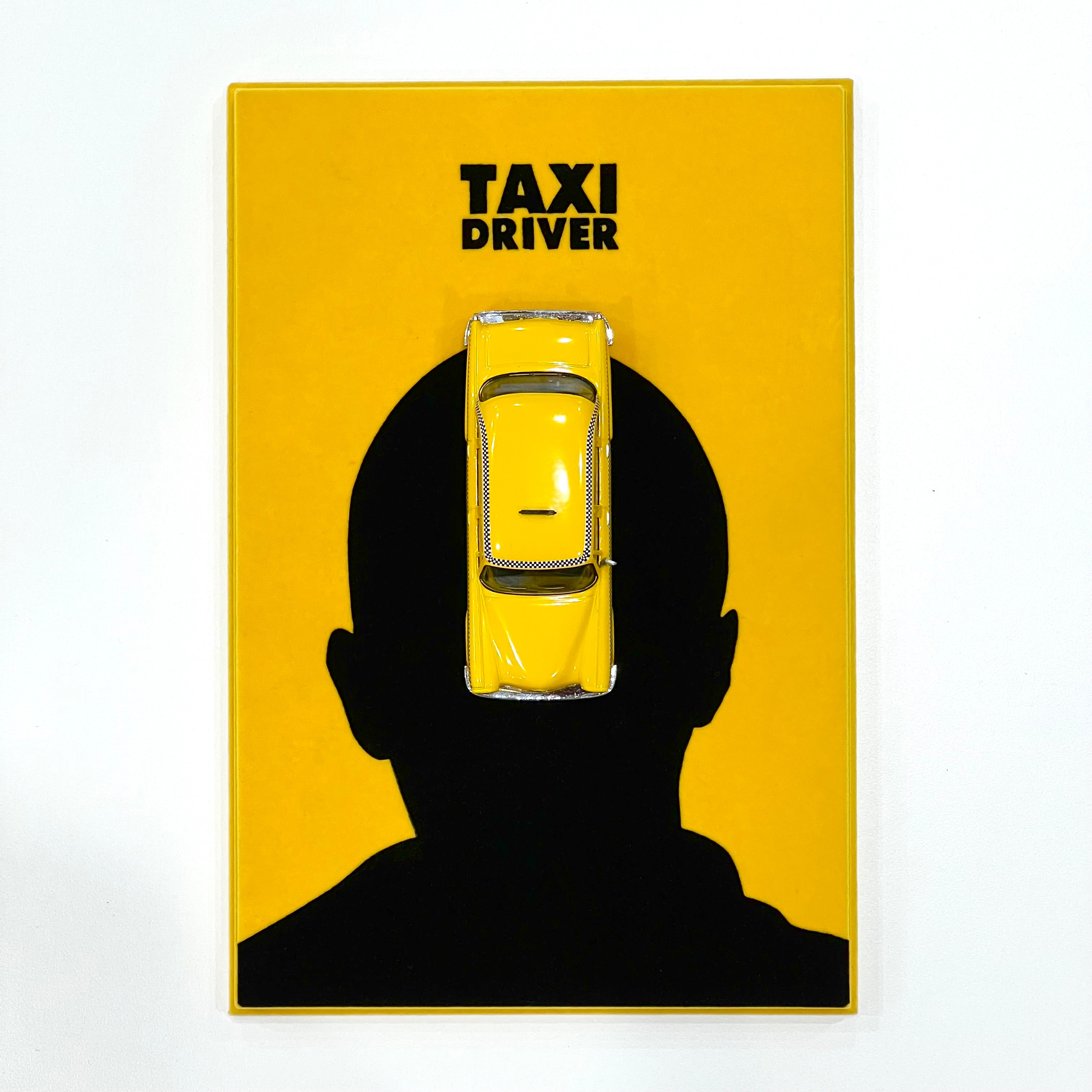 [Exclusive] IXO 1:43 Chevrolet Nova Yellow Checker Cab 《Taxi Driver》 Handcrafted fan-made edition, featuring a custom movie-themed display base.