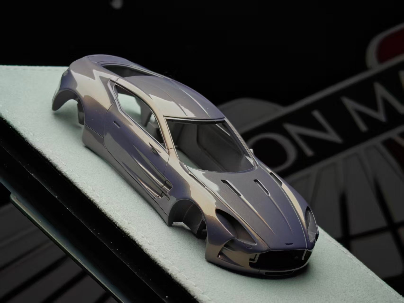 フィガートモデル 1/43 アストンマーティン ONE-77 1:43 Figart Aston Martin ONE-77 Green Pearl – Venom Model