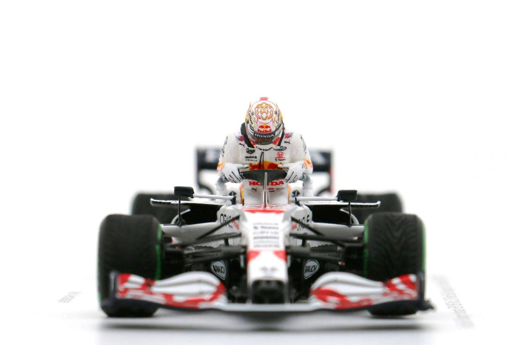 [Pre-order] SPARK 1:43 Red Bull Racing Honda RB16B No.33 2nd Turkish GP 2021 Max Verstappen - SP690