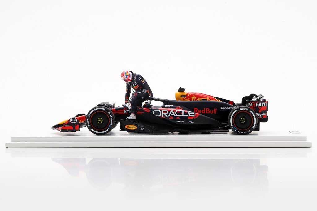 [Pre-order] SPARK 1:43 Oracle Red Bull Racing RB20 No.1 British GP 2024 – Max Verstappen - SP721