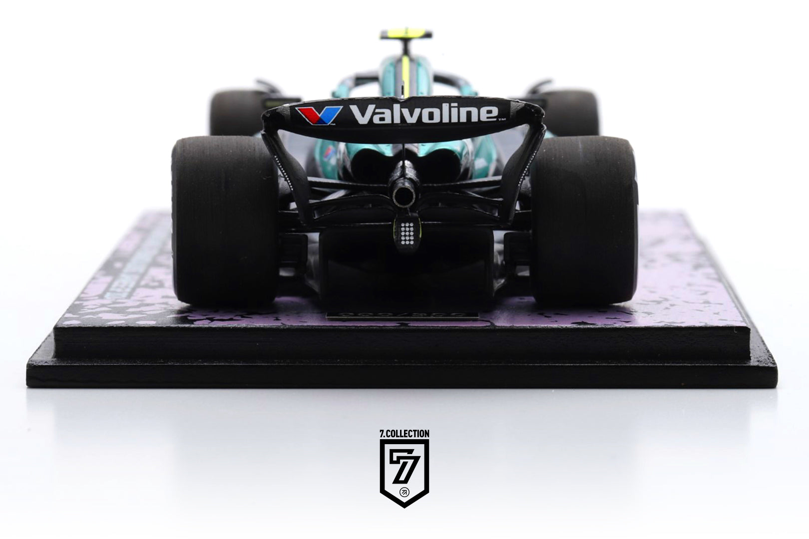 SPARK 1:43 “SAMURAI MEETS SAKURA”ASTON MARTIN AMR24 FERNANDO ALONSO JAPANESE GP 2024 - NKN12